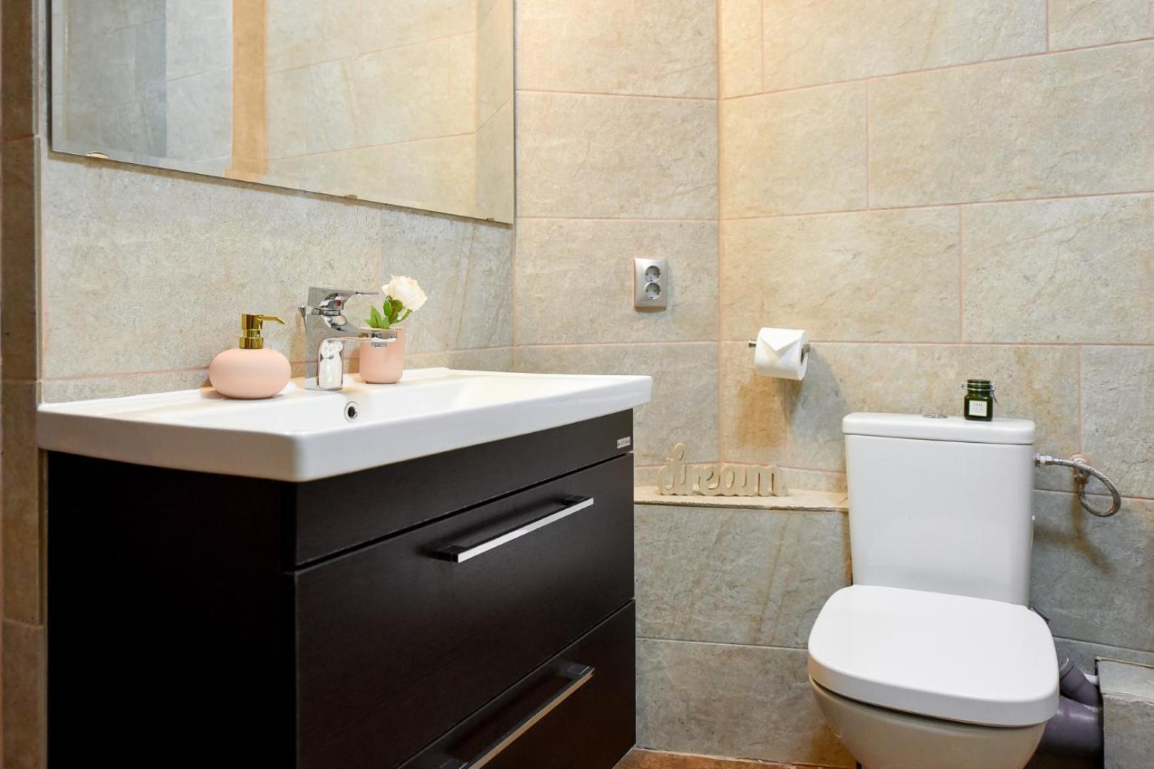 Historic Charm, Modern Comfort - Accommodation In The Heart Of The Old Town Bucarest Chambre photo